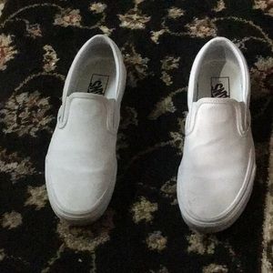 Women’s white vans